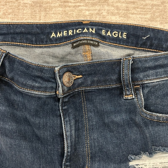 American Eagle Outfitters Blue Skinny Distressed Jeans size 16R EUC - Picture 5 of 6